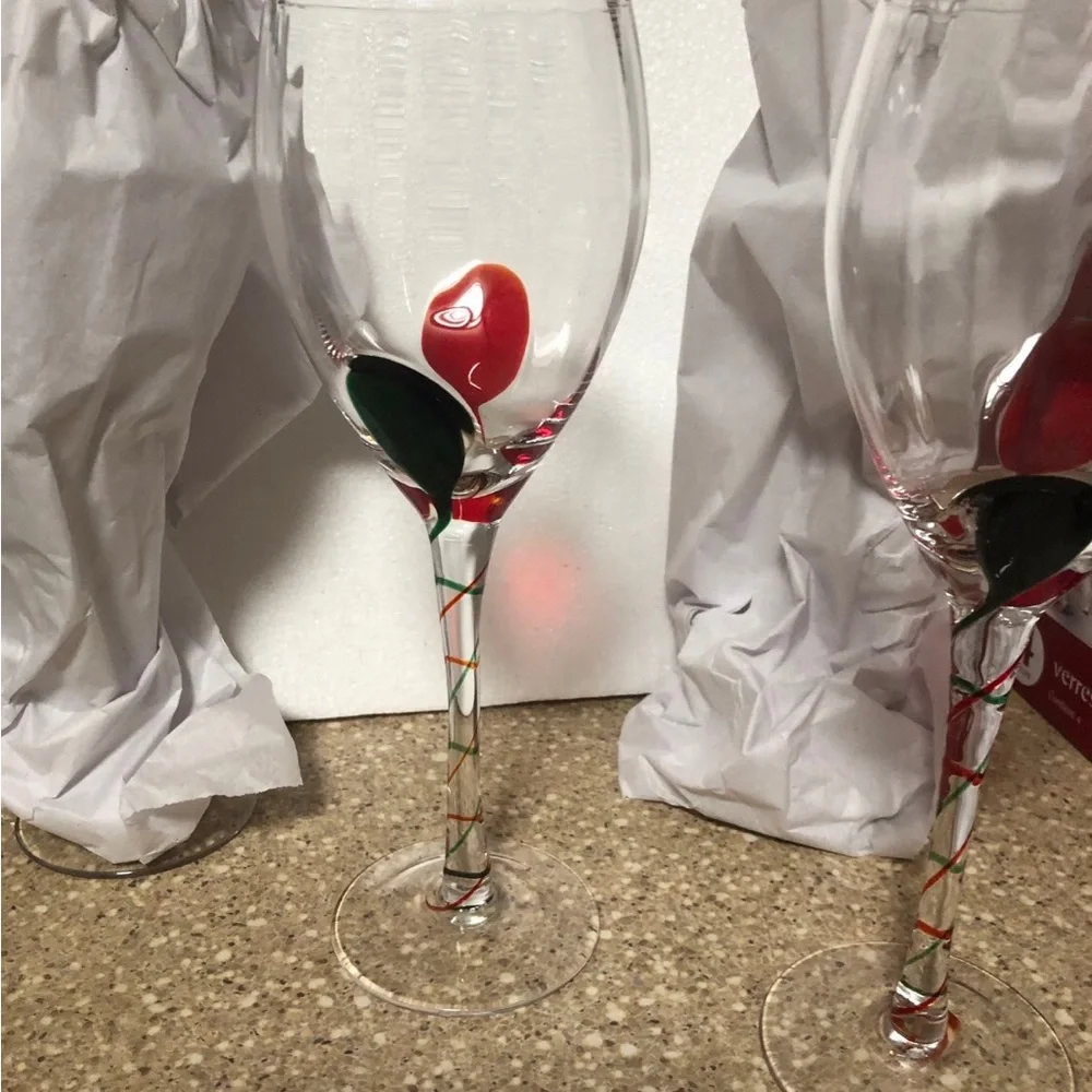 Pier 1 Imports Wine Glasses Set of 4 Red/Green Teardrop Stem Glasses